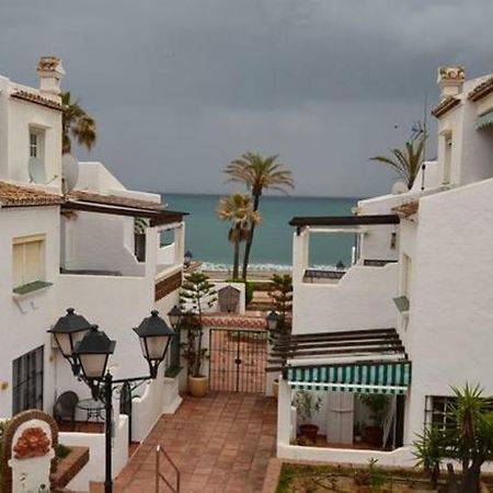 Puerto De La Duquesa Beach Apartment Castillo de Sabinillas Eksteriør billede