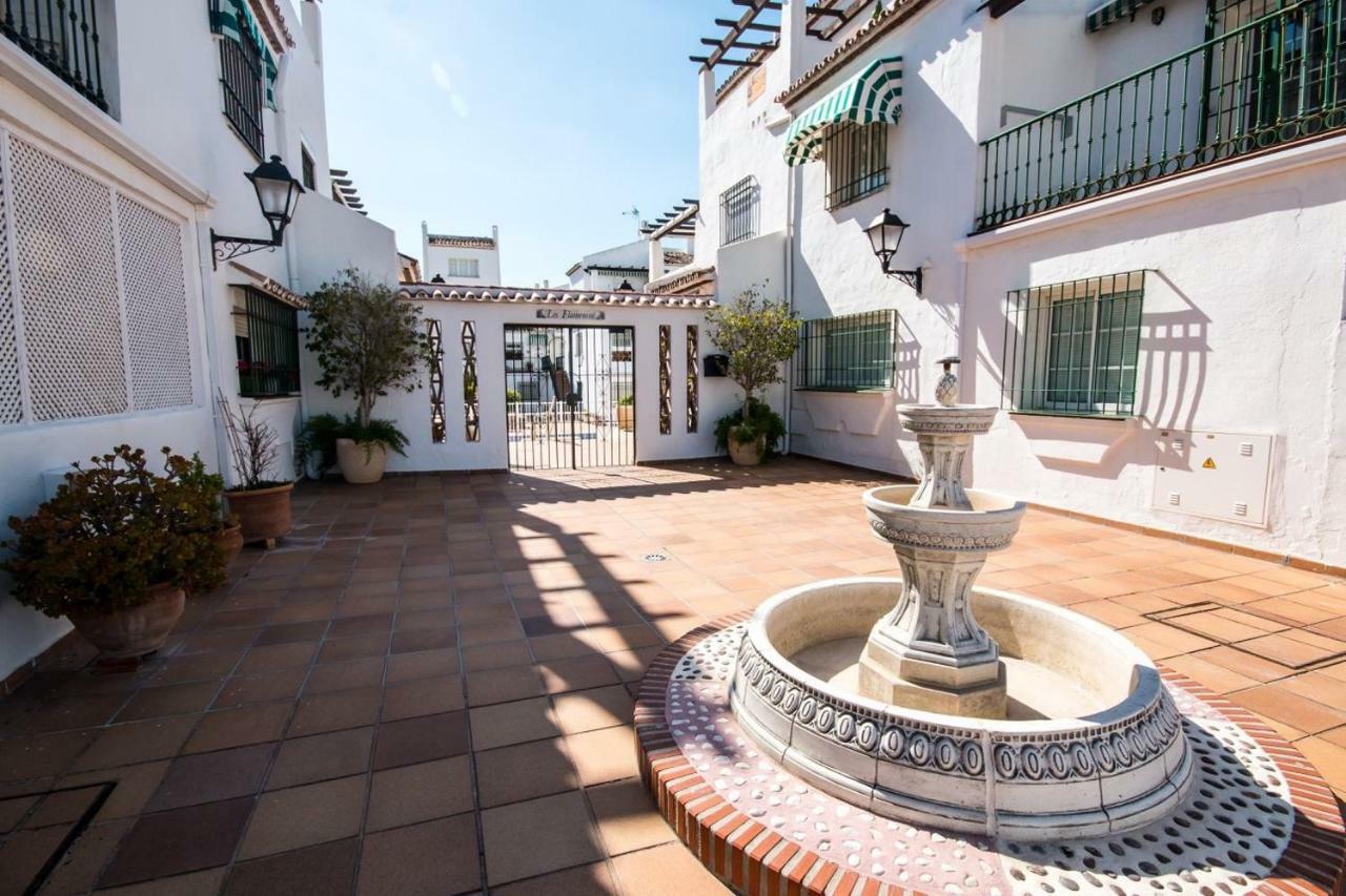 Puerto De La Duquesa Beach Apartment Castillo de Sabinillas Eksteriør billede