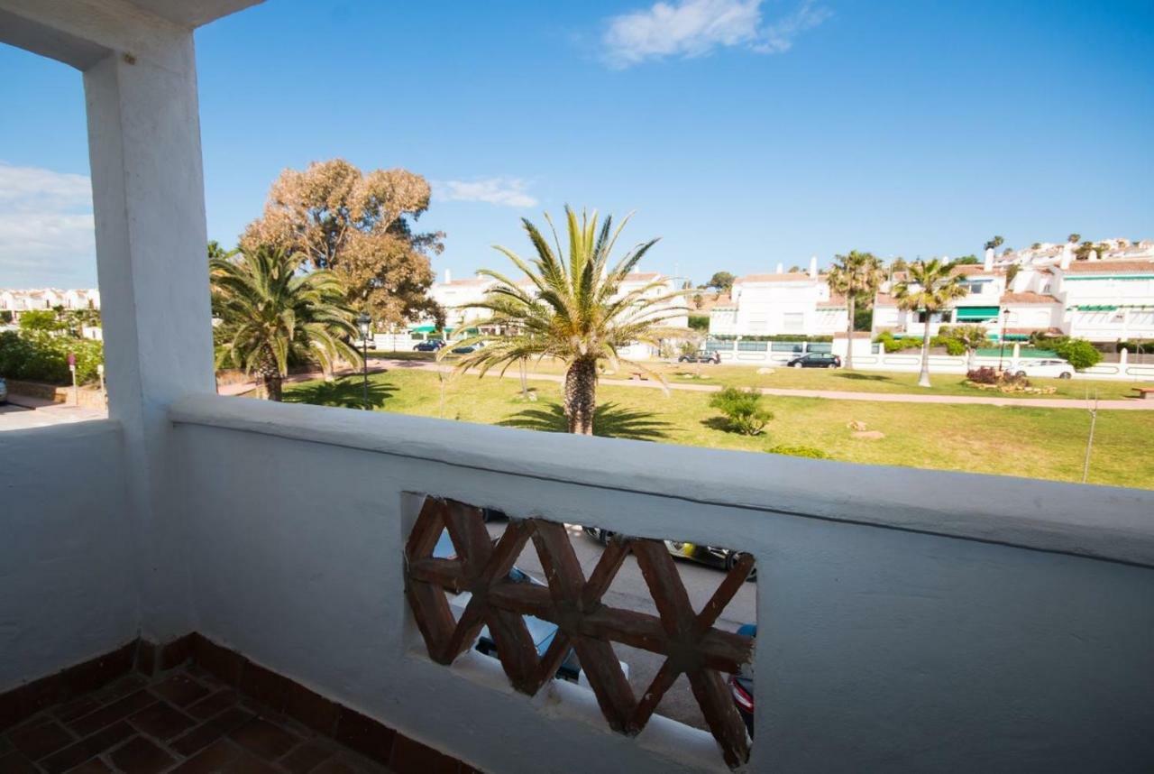 Puerto De La Duquesa Beach Apartment Castillo de Sabinillas Eksteriør billede
